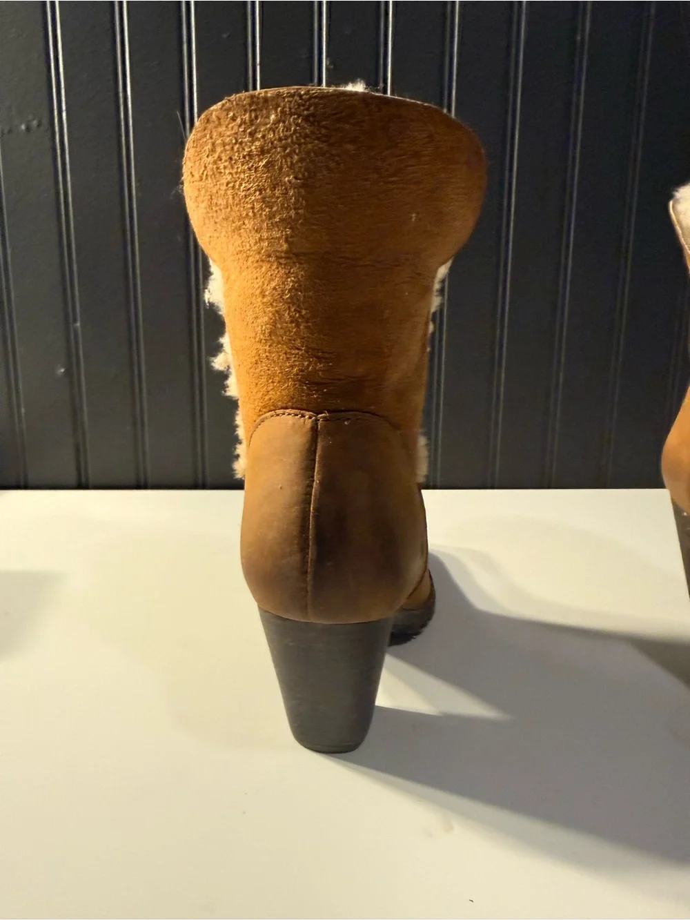 Born Women Boots 6.5 Suede Leather Winter